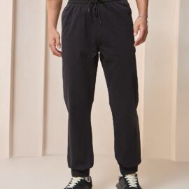 Trackpants